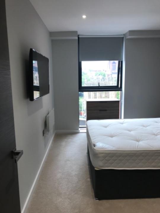 1 Bedroom House To Rent image 5